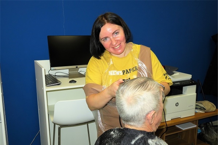 Для Екатерины Андреевой из Алатыря курсы парикмахеров от центра занятости могут стать первой ступенькой к осуществлению давней мечты